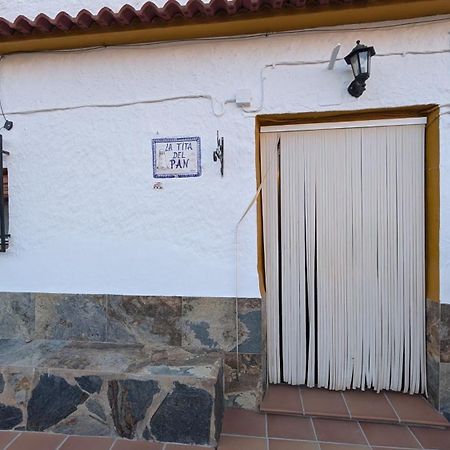 Gasthaus Cueva La Tita Del Pan Bacor Exterior foto